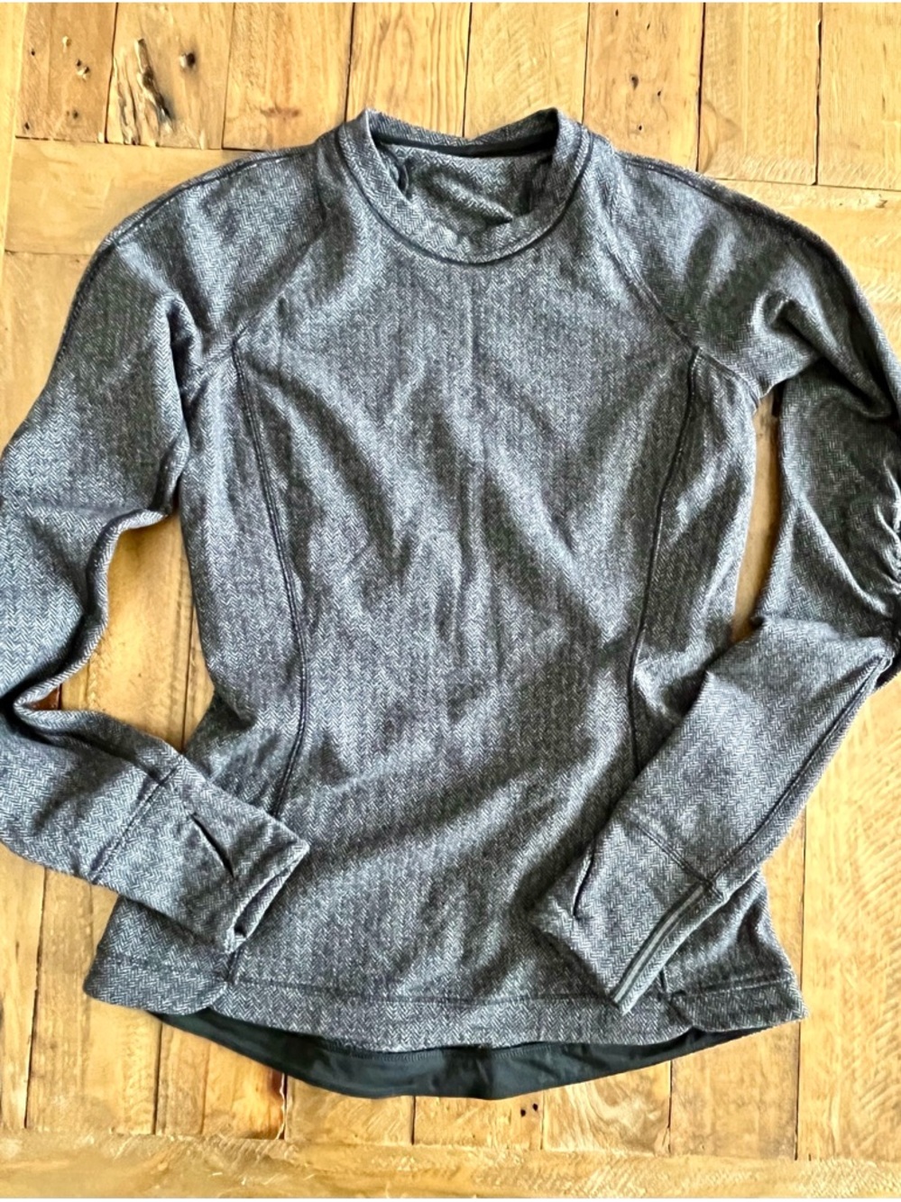 Lululemon Runderful Long Sleeve Herringbone Heathered Black/Grey Top US 6 - Picture 15 of 15